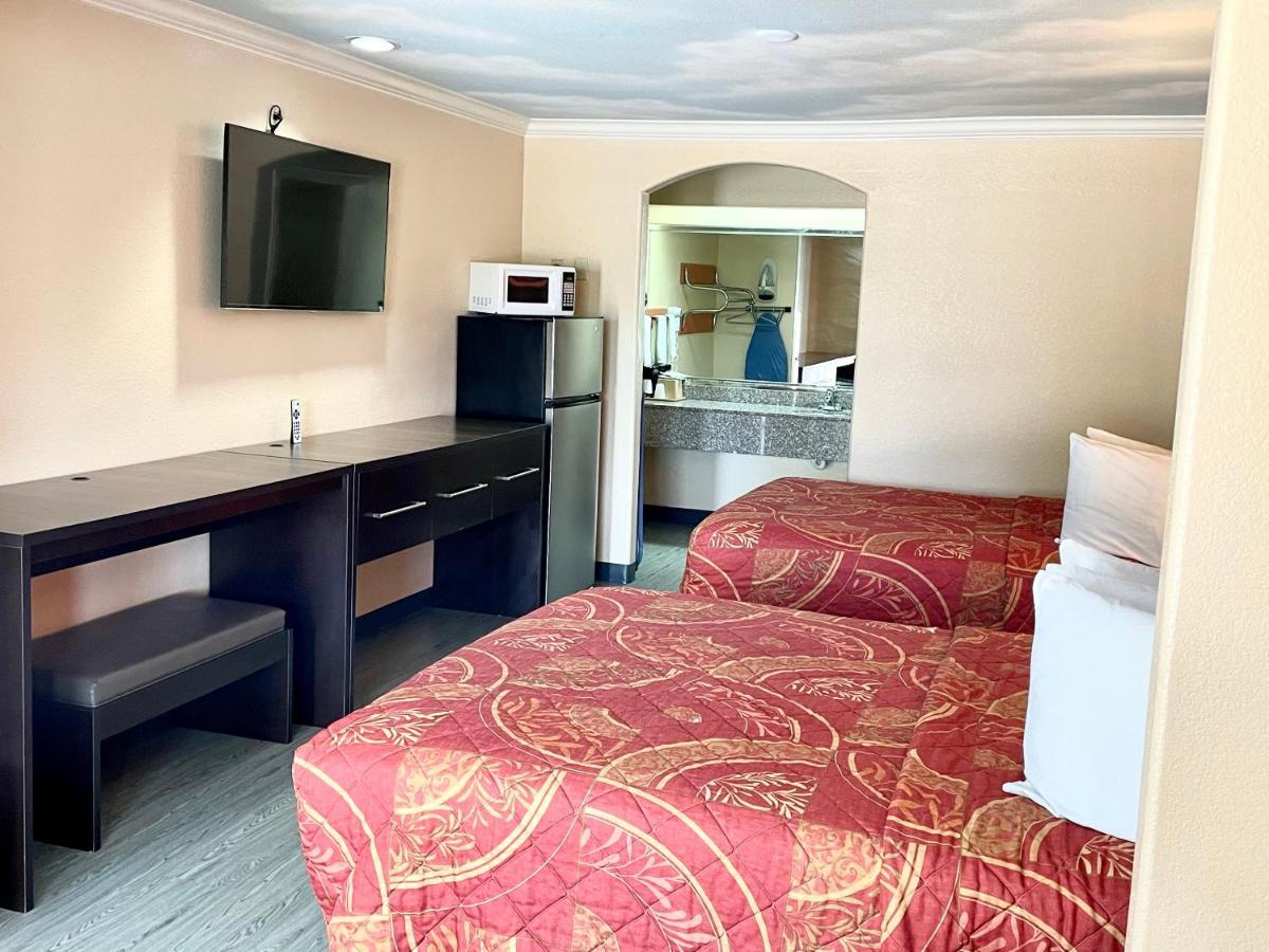 Luxury Inn 利伯蒂 外观 照片